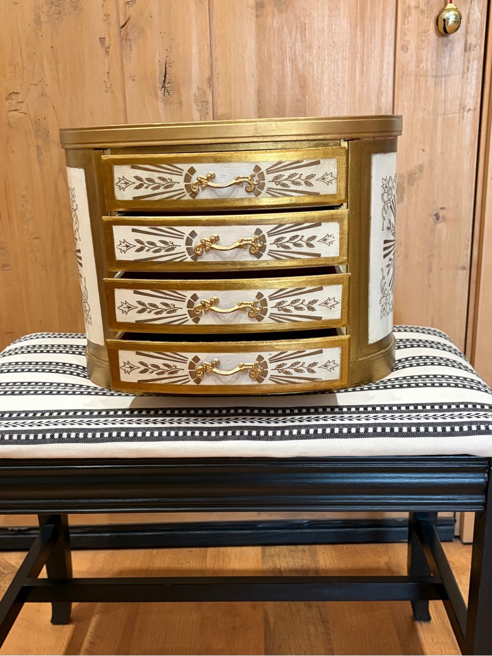 Prestige brand 4 drawer jewelry chest
